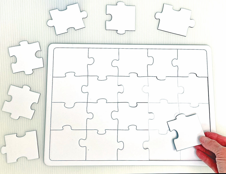 10718, Blank White Puzzle with Tray, 7" x 10", Heavy Duty Paperboard